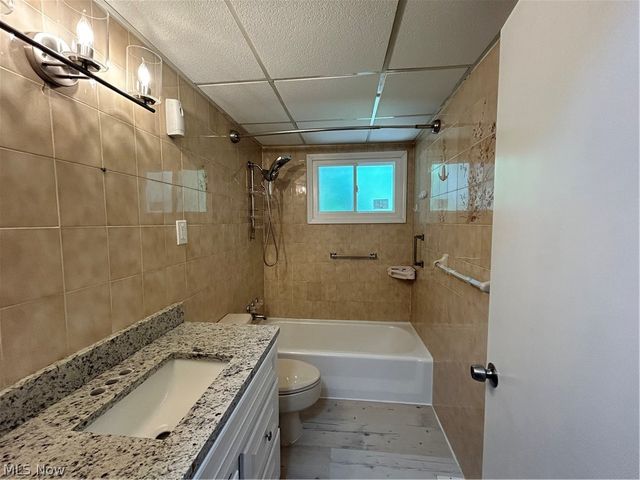 992 Lander Road, Highland Heights, OH 44143