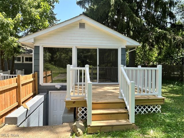 992 Lander Road, Highland Heights, OH 44143