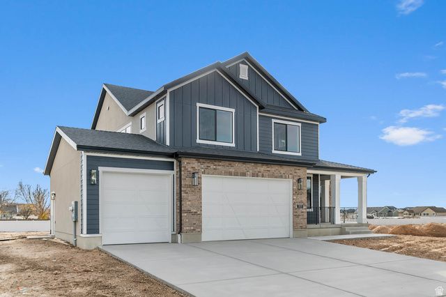 3033 W 2600 N, Clinton, UT 84015