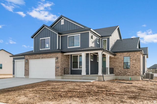 3033 W 2600 N, Clinton, UT 84015