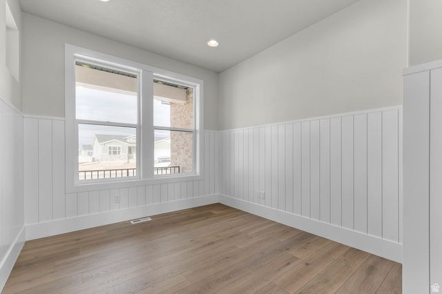 3033 W 2600 N, Clinton, UT 84015