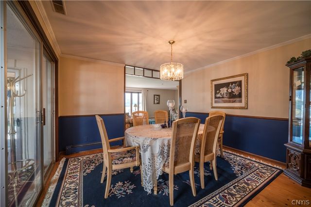 110 Bellshire Lane, Syracuse, NY 13208