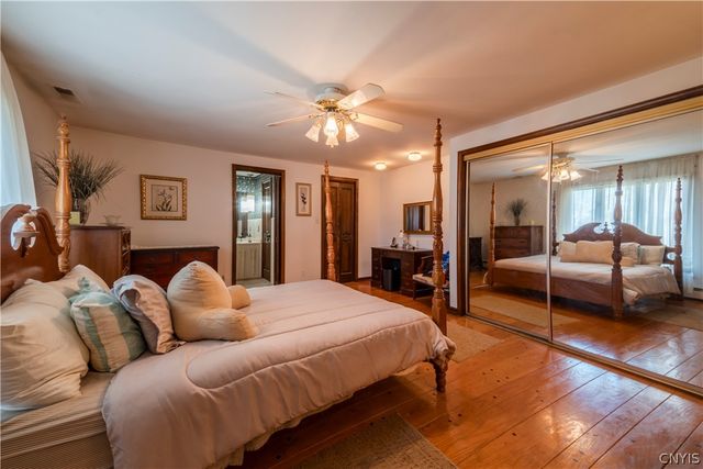 110 Bellshire Lane, Syracuse, NY 13208