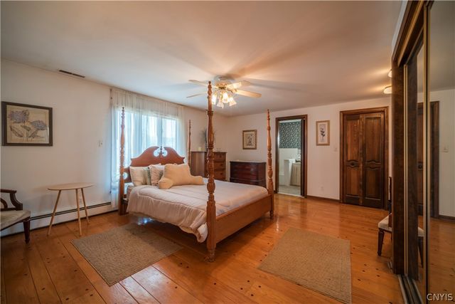 110 Bellshire Lane, Syracuse, NY 13208