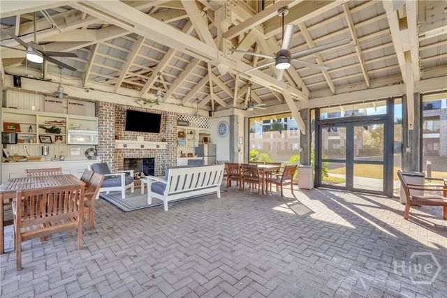 2502 River Oaks Drive, Richmond Hill, GA 31324