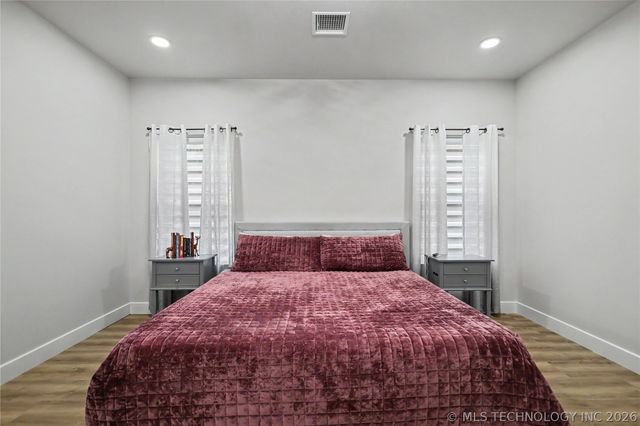 16521 N 573 Road, Tahlequah, OK 74464