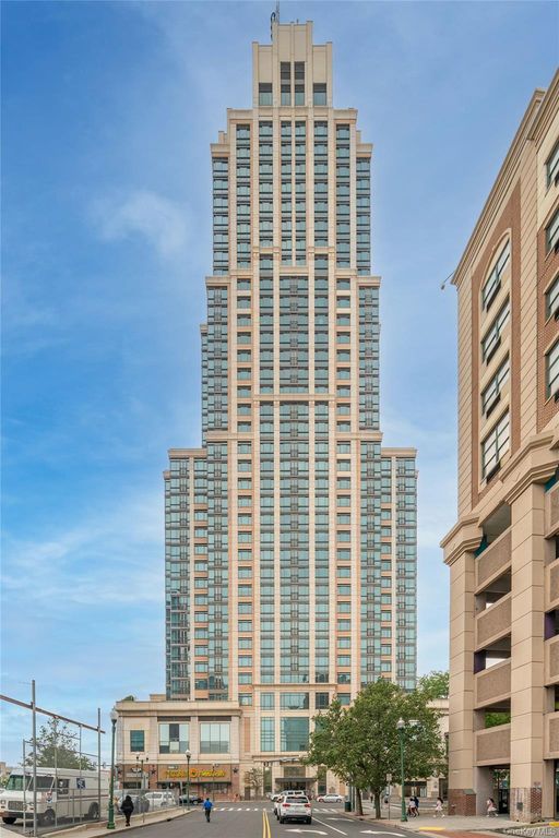 175 Huguenot Street 3104, New Rochelle, NY 10801 — exterior
