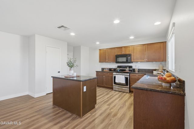 44640 Driftwood Street, Lancaster, CA 93535