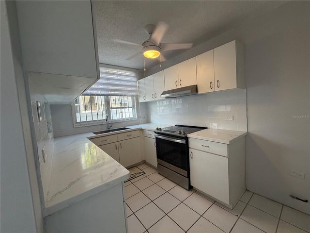 Apt 701 Edif B COND. TORRIMAR TOWN PARK 701, Guaynabo, PR 00969