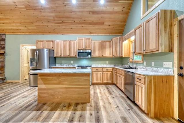 134 Camp Creek View, Blairsville, GA 30512