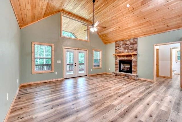 134 Camp Creek View, Blairsville, GA 30512