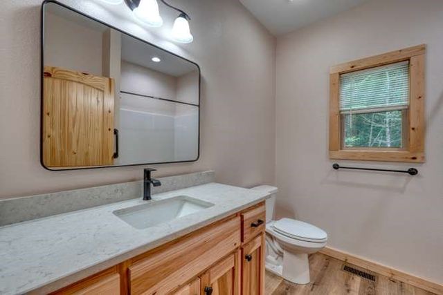 134 Camp Creek View, Blairsville, GA 30512