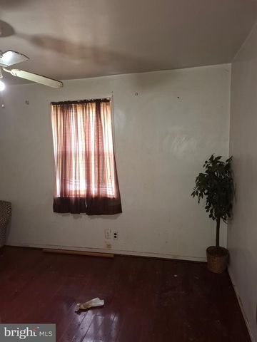 120 E BURTON LN, Sharon Hill, PA 19079