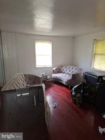 120 E BURTON LN, Sharon Hill, PA 19079