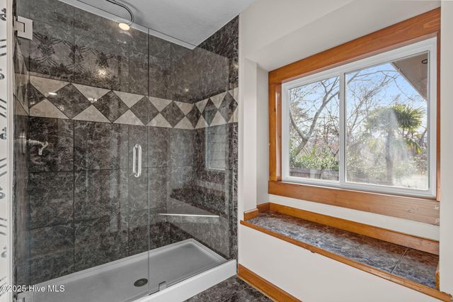 165 Gooseneck Road W, Rocky Point, NC 28457