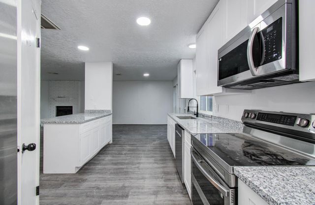 5006 Village Springs Drive, Houston, TX 77339