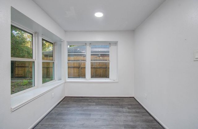 5006 Village Springs Drive, Houston, TX 77339