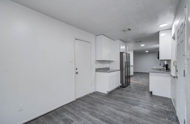 5006 Village Springs Drive, Houston, TX 77339