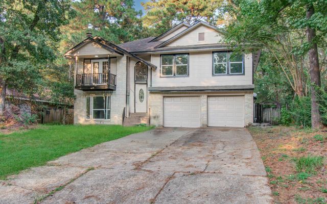5006 Village Springs Drive, Houston, TX 77339