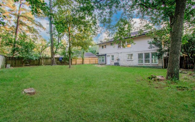 5006 Village Springs Drive, Houston, TX 77339