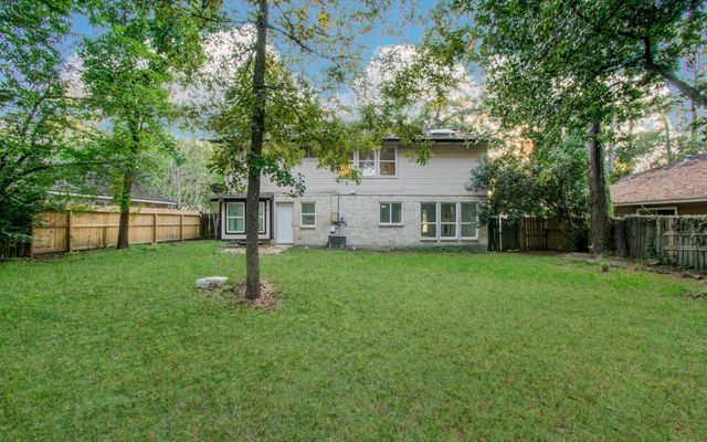 5006 Village Springs Drive, Houston, TX 77339