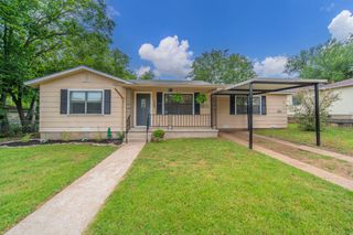 1233 W Ball Street, Weatherford, TX 76086