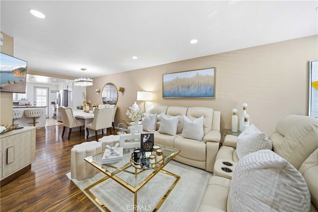 18103 Erik Court 483, Canyon Country, CA 91387