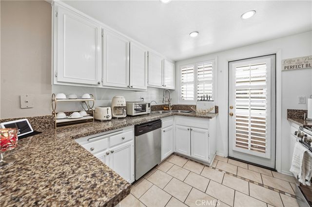 18103 Erik Court 483, Canyon Country, CA 91387