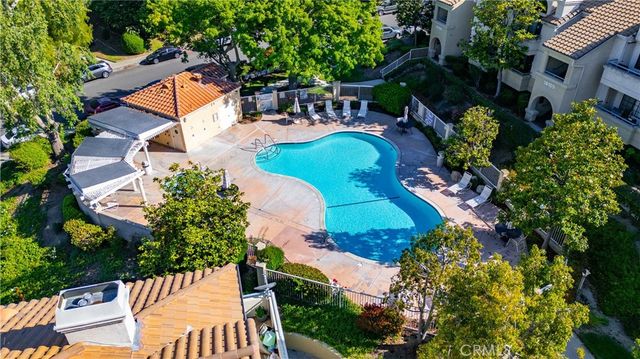 18103 Erik Court 483, Canyon Country, CA 91387