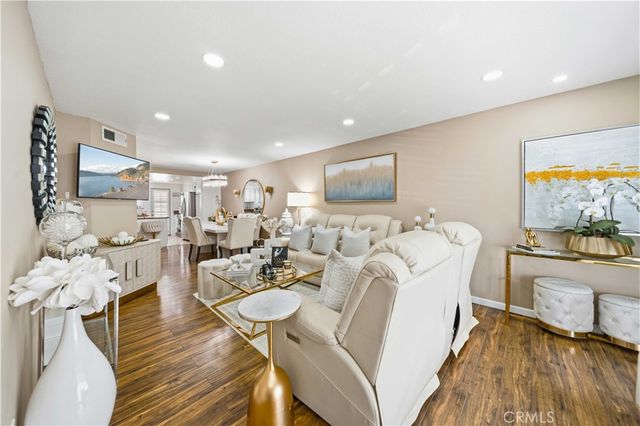 18103 Erik Court 483, Canyon Country, CA 91387