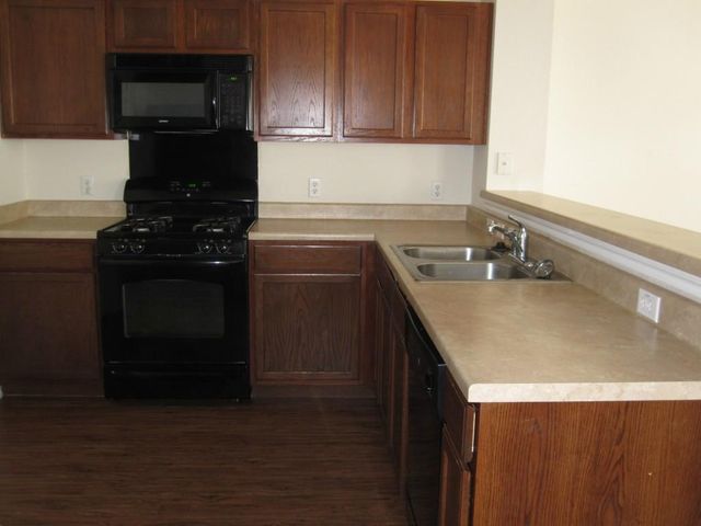 6708 Ferrystone PASS, Del Valle, TX 78617