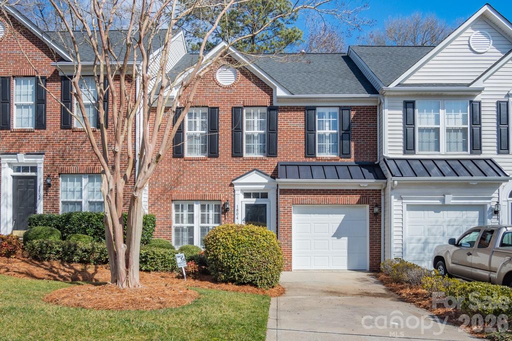 1804 Robinwood Village Drive, Gastonia, NC 28054