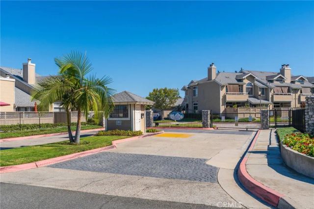 1875 W Falmouth 58, Anaheim, CA 92801