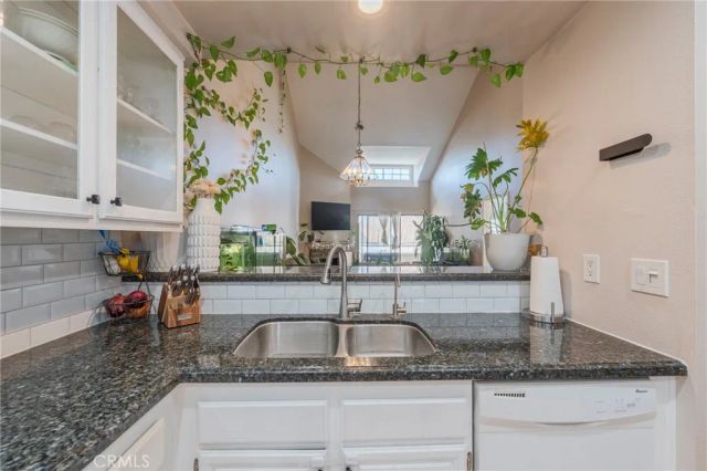 1875 W Falmouth 58, Anaheim, CA 92801