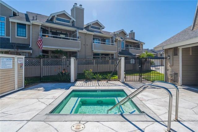 1875 W Falmouth 58, Anaheim, CA 92801