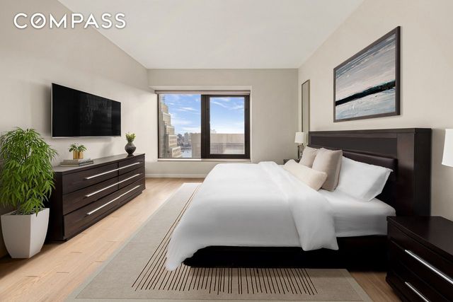 75 Wall St Apt 29O, New York City, NY 10005