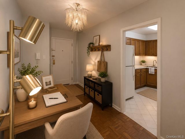 3335 81st Street 3B, Jackson Heights, NY 11372