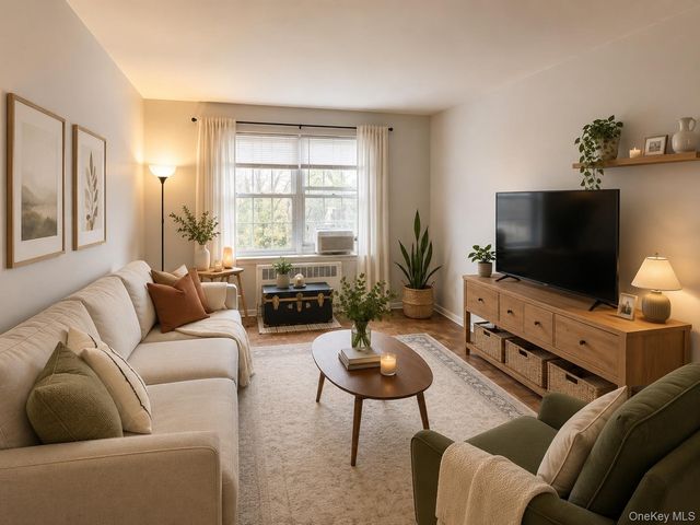 3335 81st Street 3B, Jackson Heights, NY 11372