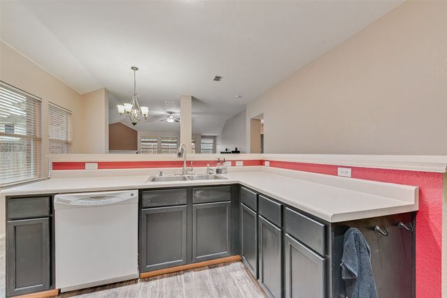 100 Lone Oak Court, Forney, TX 75126