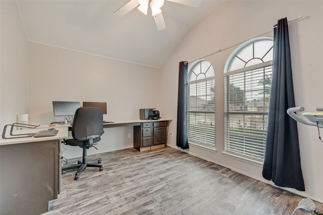 100 Lone Oak Court, Forney, TX 75126