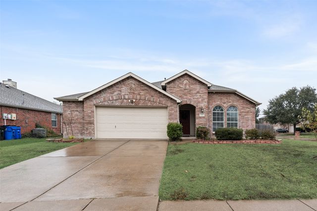 100 Lone Oak Court, Forney, TX 75126