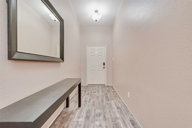 100 Lone Oak Court, Forney, TX 75126