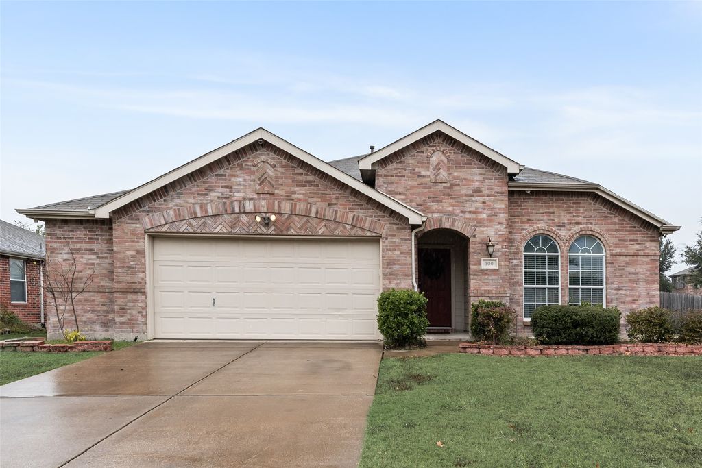 100 Lone Oak Court, Forney, TX 75126