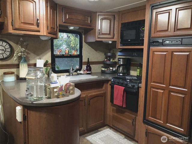 1747 Winlock Vader Road, Winlock, WA 98596