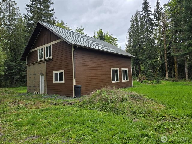 1747 Winlock Vader Road, Winlock, WA 98596