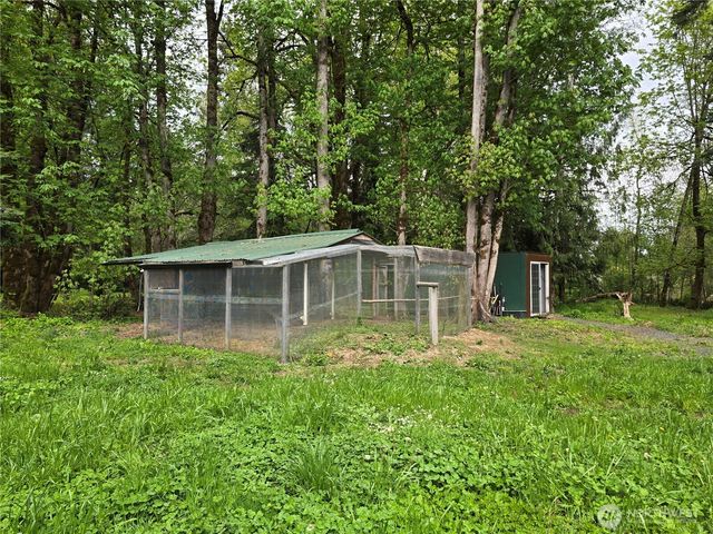 1747 Winlock Vader Road, Winlock, WA 98596