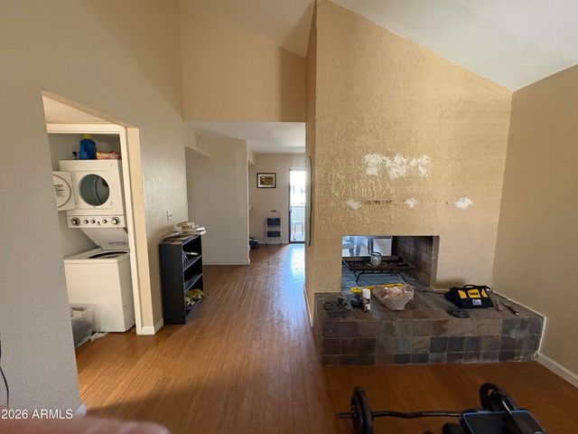 7502 E THOMAS Road 309, Scottsdale, AZ 85251