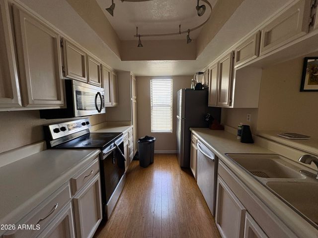 7502 E THOMAS Road 309, Scottsdale, AZ 85251
