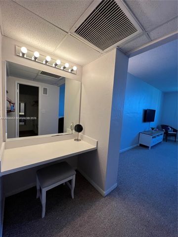 19380 Collins Ave 818, Sunny Isles Beach, FL 33160