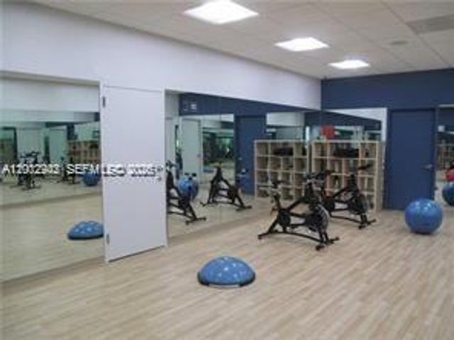 19380 Collins Ave 818, Sunny Isles Beach, FL 33160